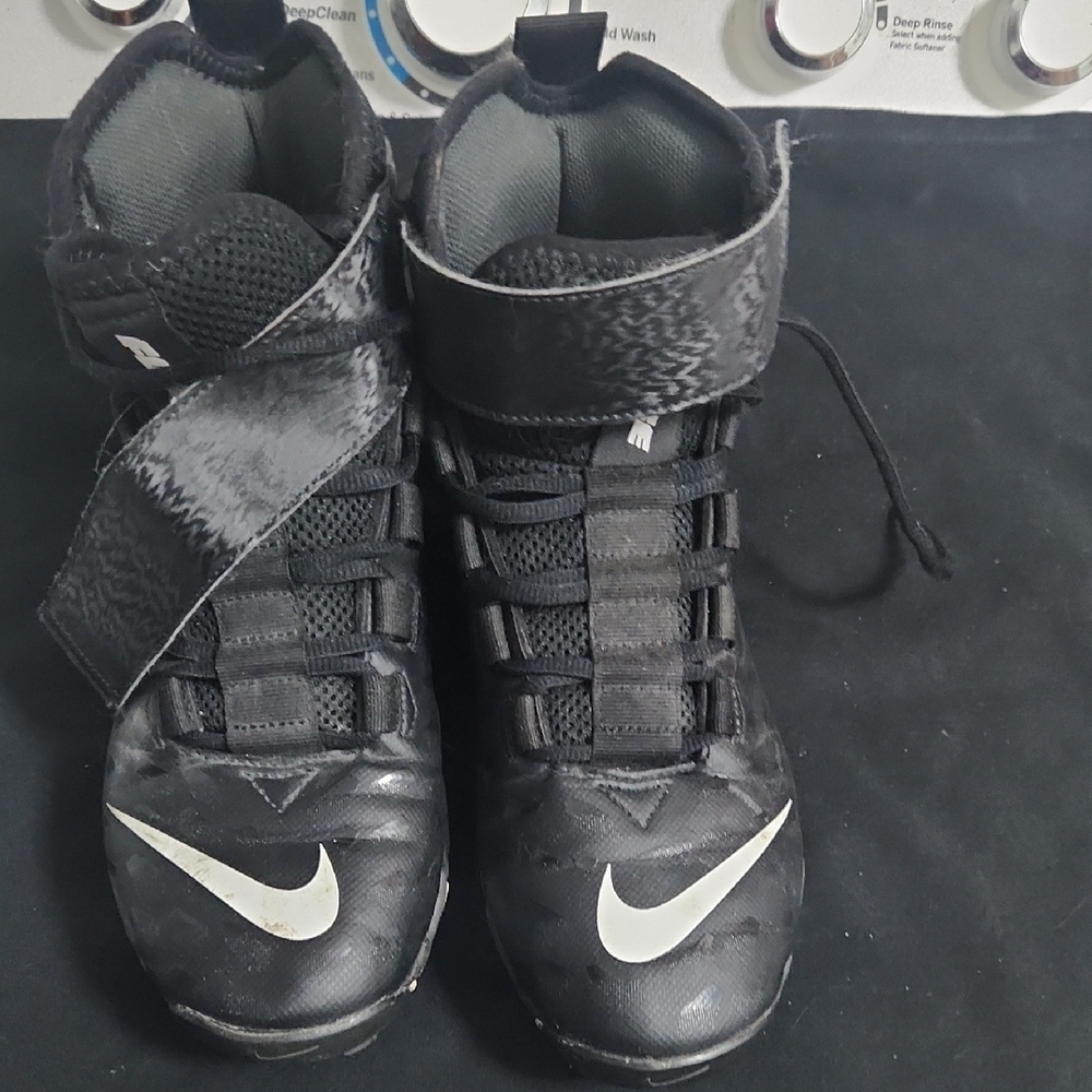 Nike Black and White CLEATS